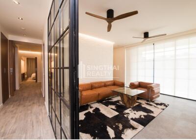 For RENT : Penthouse Condominium II / 3 Bedroom / 3 Bathrooms / 230 sqm / 130000 THB [9855663]