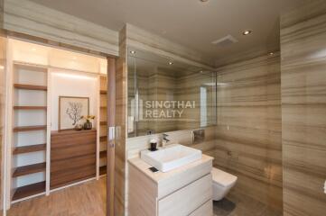 For RENT : Penthouse Condominium II / 3 Bedroom / 3 Bathrooms / 230 sqm / 130000 THB [9855663]