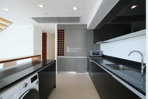 For RENT : The River / 3 Bedroom / 3 Bathrooms / 186 sqm / 130000 THB [9868865]