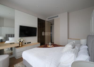 For RENT : Kraam Sukhumvit 26 / 2 Bedroom / 2 Bathrooms / 111 sqm / 130000 THB [R10009]