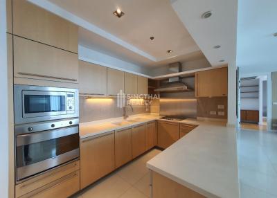 For RENT : Athenee Residence / 3 Bedroom / 4 Bathrooms / 198 sqm / 130000 THB [R10154]