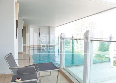 For RENT : Le Raffine Jambu Dvipa Sukhumvit 39 / 2 Bedroom / 2 Bathrooms / 241 sqm / 135000 THB [3803237]