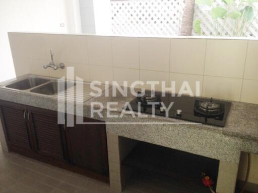 For RENT : House Phromphong / 4 Bedroom / 4 Bathrooms / 501 sqm / 135000 THB [4003451]