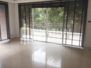 For RENT : House Phromphong / 4 Bedroom / 4 Bathrooms / 501 sqm / 135000 THB [4003451]