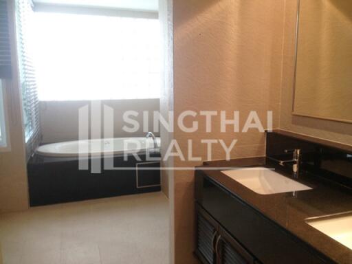 For RENT : House Phromphong / 4 Bedroom / 4 Bathrooms / 501 sqm / 135000 THB [4003451]