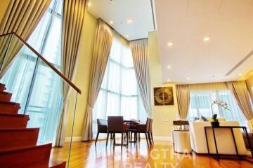 For RENT : Bright Sukhumvit 24 / 3 Bedroom / 3 Bathrooms / 189 sqm / 135000 THB [5487206]