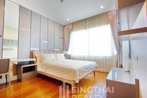 For RENT : Bright Sukhumvit 24 / 3 Bedroom / 3 Bathrooms / 189 sqm / 135000 THB [5487206]