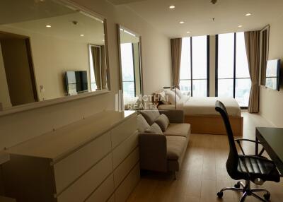 For RENT : Noble Ploenchit / 3 Bedroom / 2 Bathrooms / 120 sqm / 135000 THB [9941029]