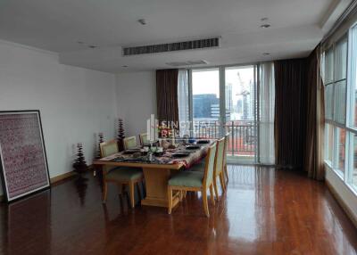 For RENT : GM Height / 3 Bedroom / 4 Bathrooms / 285 sqm / 135000 THB [R10427]