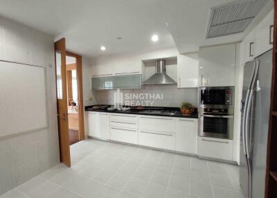 For RENT : GM Height / 3 Bedroom / 4 Bathrooms / 285 sqm / 135000 THB [R10427]