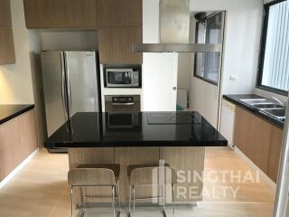 For RENT : Domus / 3 Bedroom / 4 Bathrooms / 211 sqm / 140000 THB [5757206]