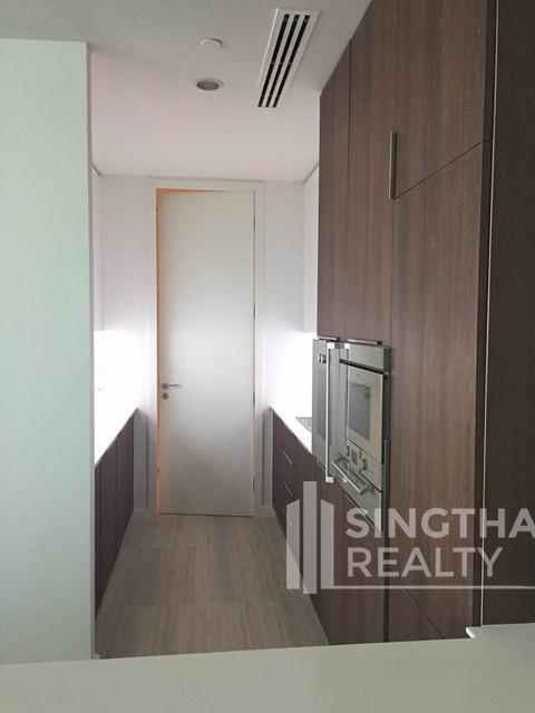 For RENT : 185 Rajadamri / 2 Bedroom / 2 Bathrooms / 132 sqm / 140000 THB [6227108]