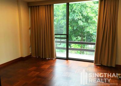 For RENT : House Sathorn / 5 Bedroom / 4 Bathrooms / 211 sqm / 140000 THB [6395358]