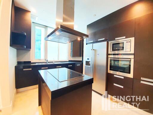 For RENT : The Infinity / 3 Bedroom / 3 Bathrooms / 251 sqm / 140000 THB [8381329]