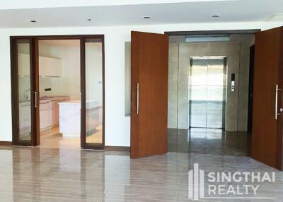 For RENT : Belgravia Residences / 3 Bedroom / 4 Bathrooms / 295 sqm / 140000 THB [9112943]