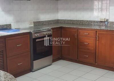 For RENT : House Thonglor / 4 Bedroom / 4 Bathrooms / 400 sqm / 140000 THB [R10191]