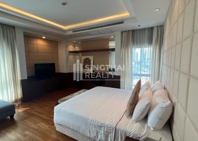 For RENT : Royal Residence Park / 3 Bedroom / 3 Bathrooms / 230 sqm / 140000 THB [10569032]