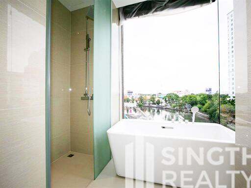 For RENT : Park Court Sukhumvit 77 / 3 Bedroom / 5 Bathrooms / 286 sqm / 145000 THB [6755189]