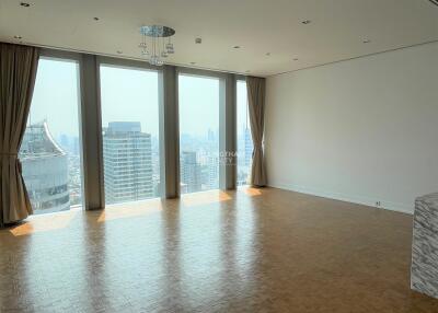 For RENT : The Ritz - Carlton Residences at MahaNakhon / 3 Bedroom / 3 Bathrooms / 150 sqm / 145000 THB [9833285]