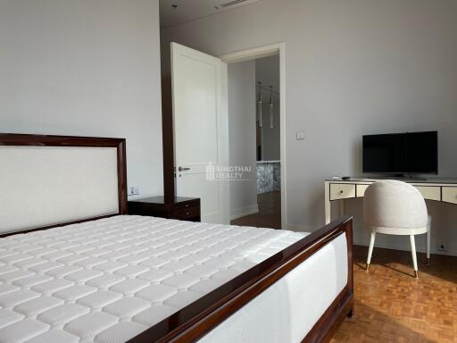 For RENT : The Ritz - Carlton Residences at MahaNakhon / 2 Bedroom / 3 Bathrooms / 147 sqm / 145000 THB [9946053]