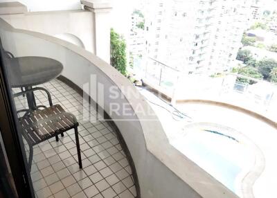 For RENT : Le Raffine Sukhumvit 24 / 3 Bedroom / 3 Bathrooms / 371 sqm / 150000 THB [3519488]