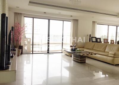 For RENT : Le Raffine Sukhumvit 24 / 3 Bedroom / 3 Bathrooms / 371 sqm / 150000 THB [3519488]