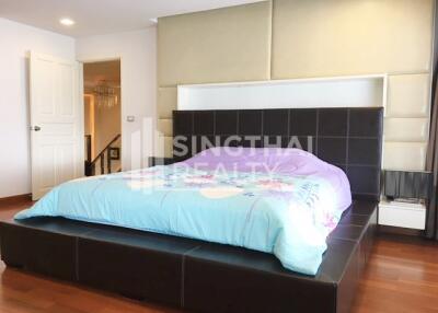 For RENT : Le Raffine Sukhumvit 24 / 3 Bedroom / 3 Bathrooms / 371 sqm / 150000 THB [3519488]