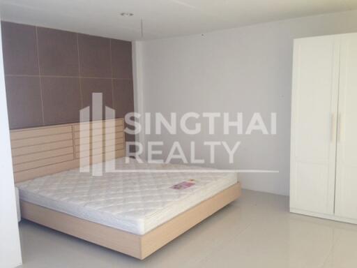 For RENT : House Thonglor / 3 Bedroom / 3 Bathrooms / 301 sqm / 150000 THB [3809177]