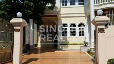 For RENT : House Sathorn / 6 Bedroom / 4 Bathrooms / 321 sqm / 150000 THB [3898856]
