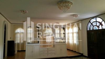 For RENT : House Sathorn / 6 Bedroom / 4 Bathrooms / 321 sqm / 150000 THB [3898856]