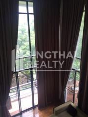 For RENT : Benviar Tonson Residence / 3 Bedroom / 3 Bathrooms / 276 sqm / 150000 THB [4130852]