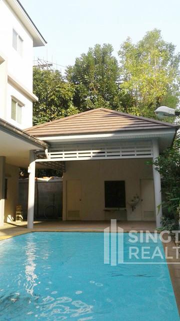 For RENT : House Phromphong / 4 Bedroom / 7 Bathrooms / 351 sqm / 150000 THB [4949822]