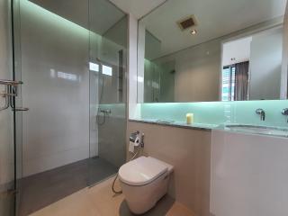 For RENT : Domus / 3 Bedroom / 4 Bathrooms / 212 sqm / 150000 THB [5757275]