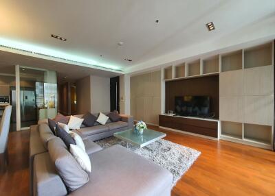 For RENT : Domus / 3 Bedroom / 4 Bathrooms / 212 sqm / 150000 THB [5757275]