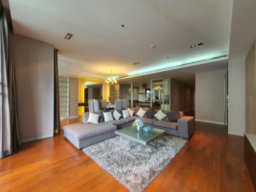 For RENT : Domus / 3 Bedroom / 4 Bathrooms / 212 sqm / 150000 THB [5757275]