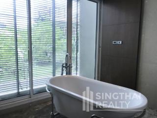 For RENT : Belgravia Residences / 4 Bedroom / 4 Bathrooms / 296 sqm / 150000 THB [6196894]