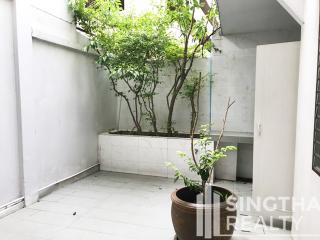 For RENT : Townhouse Phromphong / 3 Bedroom / 3 Bathrooms / 501 sqm / 150000 THB [6246552]