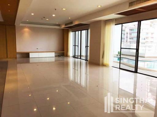 For RENT : Le Raffine Sukhumvit 24 / 3 Bedroom / 3 Bathrooms / 371 sqm / 150000 THB [6509450]