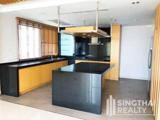 For RENT : Le Raffine Sukhumvit 24 / 3 Bedroom / 3 Bathrooms / 371 sqm / 150000 THB [6509450]