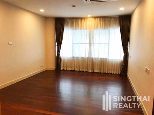 For RENT : Le Raffine Sukhumvit 24 / 3 Bedroom / 3 Bathrooms / 371 sqm / 150000 THB [6509450]