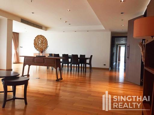 For RENT : Belgravia Residences / 4 Bedroom / 4 Bathrooms / 296 sqm / 150000 THB [6915256]