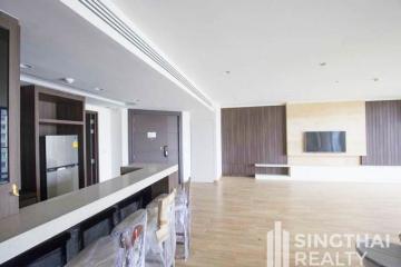 For RENT : Park Court Sukhumvit 77 / 3 Bedroom / 3 Bathrooms / 285 sqm / 150000 THB [7414230]