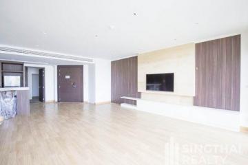 For RENT : Park Court Sukhumvit 77 / 3 Bedroom / 3 Bathrooms / 285 sqm / 150000 THB [7414230]