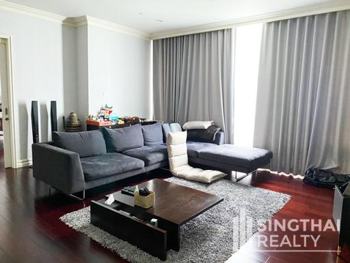 For RENT : The Park Chidlom / 3 Bedroom / 3 Bathrooms / 261 sqm / 150000 THB [8027723]