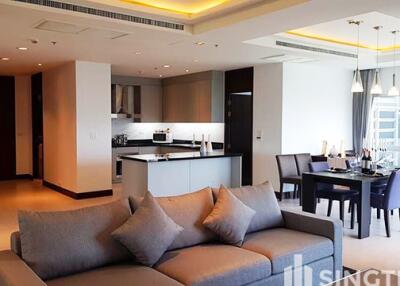 For RENT : Royal Residence Park / 3 Bedroom / 3 Bathrooms / 220 sqm / 150000 THB [8149099]