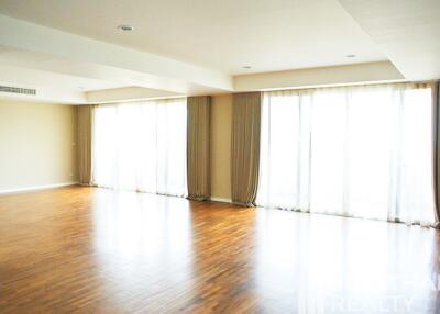 For RENT : La Cascade / 4 Bedroom / 3 Bathrooms / 318 sqm / 150000 THB [8545242]