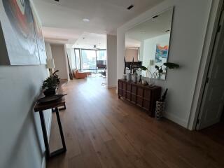 For RENT : Royce Private Residences / 3 Bedroom / 3 Bathrooms / 178 sqm / 150000 THB [9569167]