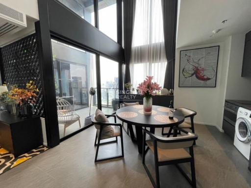 For RENT : The Lofts Silom / 2 Bedroom / 2 Bathrooms / 122 sqm / 150000 THB [10051446]