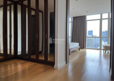 For RENT : Athenee Residence / 4 Bedroom / 3 Bathrooms / 215 sqm / 150000 THB [10528667]