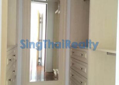 For RENT : Domus / 3 Bedroom / 3 Bathrooms / 251 sqm / 160000 THB [3206456]